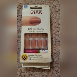 Kiss gel fantasy nails